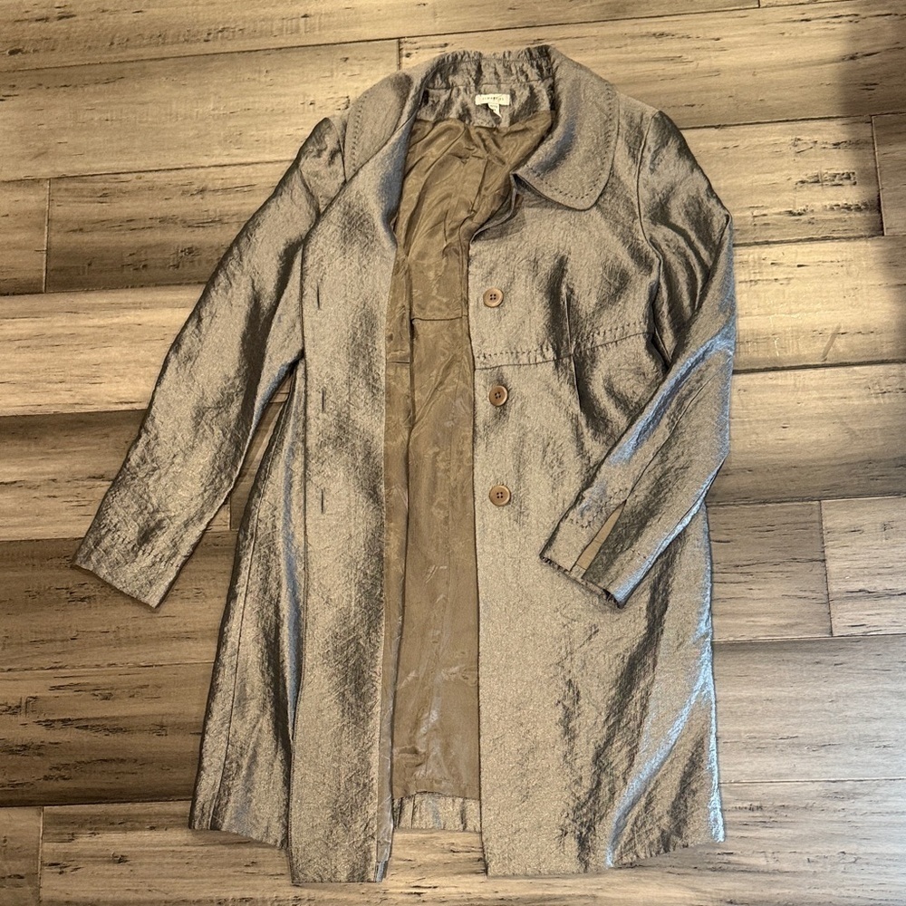 Semantiks Metallic Trench Coat - Picture 8 of 11